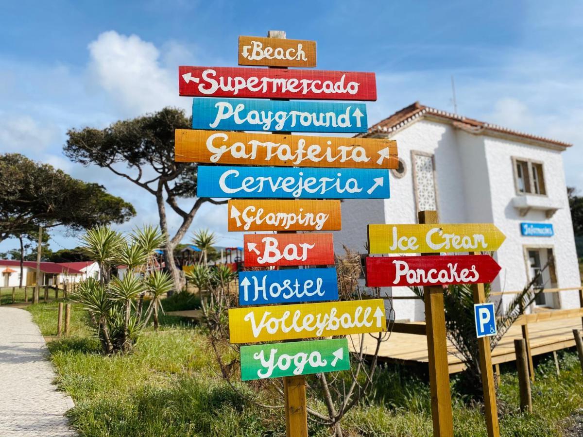 Oasis Backpackers Hostel Sintra Surf Colares Exterior photo