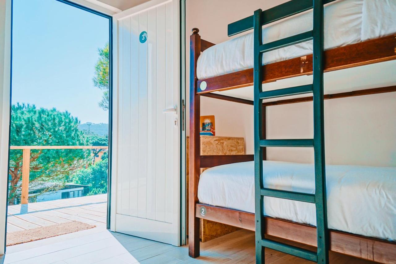Oasis Backpackers Hostel Sintra Surf Colares Exterior photo